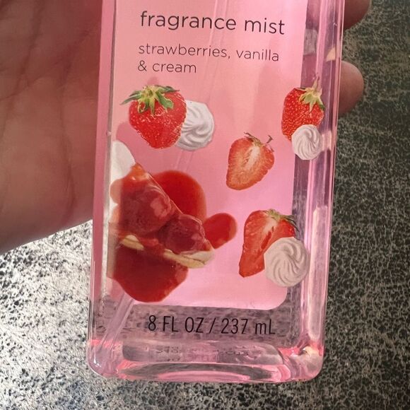 Strawberry Cheesecake Fragrance Mist 8 oz - Picture 5 of 5